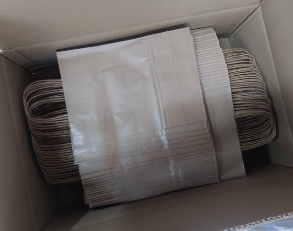 sakoula-xartini-kraft-strifto (2)